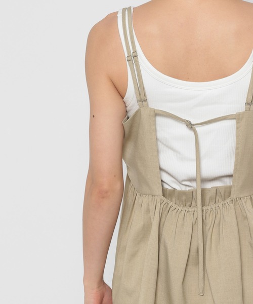 mysty woman(ミスティウーマン)の「フロントタックキャミチュニック(キャミソール・レディース・グレー/ブラウン/ベージュ・FREE)」の15枚目の写真