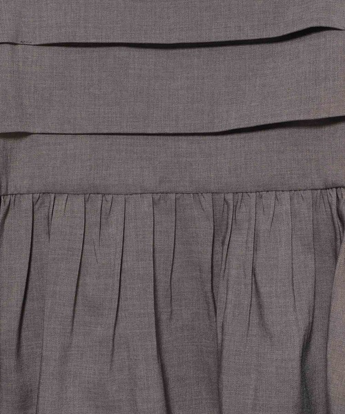 mysty woman(ミスティウーマン)の「フロントタックキャミチュニック(キャミソール・レディース・グレー/ブラウン/ベージュ・FREE)」の20枚目の写真