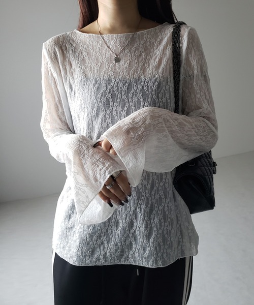 me+em select(ミームセレクト)の「※※【 2color 】ワイドスリーブオーバーシアーレーストップス / wide sleeve over sheer lace tops(Tシャツ/カットソー・レディース・ブラック/ホワイト・FREE)」の13枚目の写真