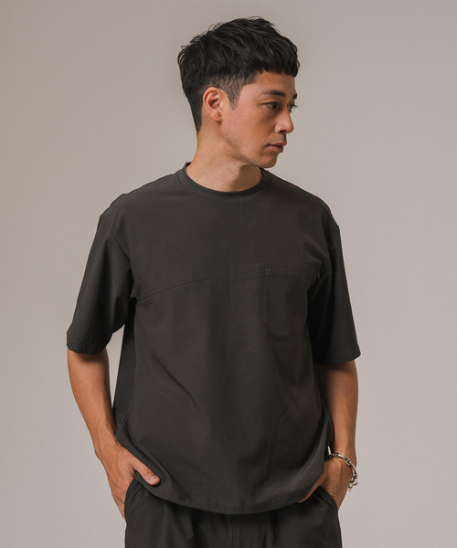 EDIFICE（エディフィス）の「テックエアー ウーブン Tシャツ（Tシャツ/カットソー・メンズ・チャコールグレー/ブラック・SMALL/MEDIUM/LARGE）」の20枚目の写真