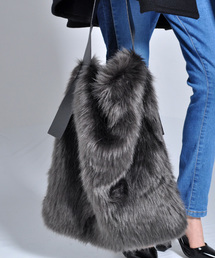 AVIE | ワンショルダーファービッグバッグ(ショルダーバッグ)