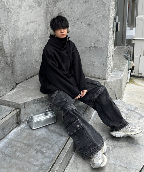 ADAMASTE（アダマスト）の「high neck zip gimmick hoodie - ハイネックジップギミックフーディー（パーカー・メンズ・ブラック/グレー・LARGE/MEDIUM）」の16枚目の写真