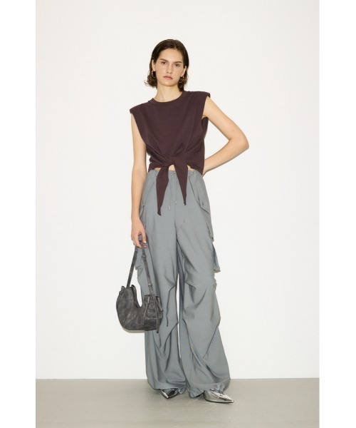 THROW by SLY(スローバイスライ)の「THROW PADDED TIE TOPS パディド タイ トップス(Tシャツ/カットソー・レディース・ブラック/ブラウン/ホワイト・FREE)」の14枚目の写真