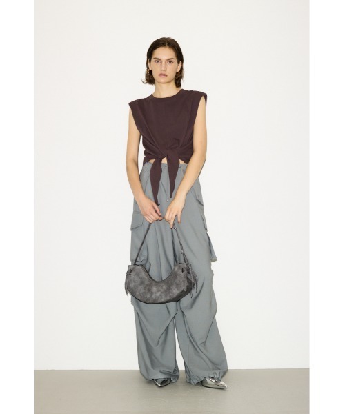 THROW by SLY(スローバイスライ)の「THROW PADDED TIE TOPS パディド タイ トップス(Tシャツ/カットソー・レディース・ブラック/ブラウン/ホワイト・FREE)」の13枚目の写真