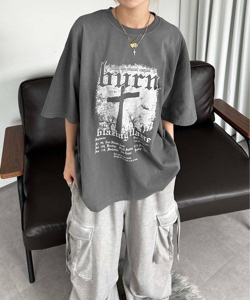 sedacle（セダクル）の「ブリーチ加工チャームT（Tシャツ/カットソー・メンズ・ブラック/グレー/ベージュ・SMALL/MEDIUM/LARGE）」の2枚目の写真