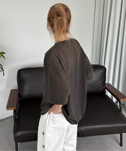 sedacle（セダクル）の「ブリーチ加工チャームT（Tシャツ/カットソー・メンズ・ブラック/グレー/ベージュ・SMALL/MEDIUM/LARGE）」の5枚目の写真