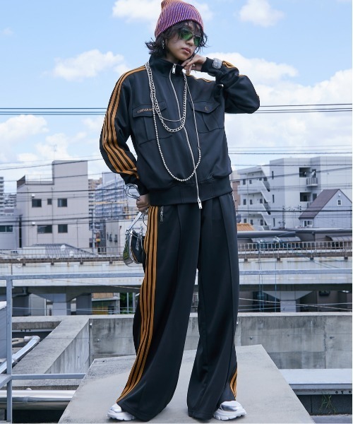 GEVS.(ジェイヴィス)の「 サイドライントラックパンツ <大きいサイズ有>GEVS.(その他パンツ・レディース・ブラック/グレー・M/L/LL/3L/4L/5L)」の13枚目の写真