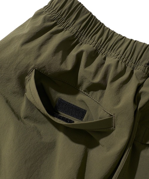 Gramicci（グラミチ）の「【Gramicci/グラミチ】4WAY STRETCH TRACK PANTS  / ナイロントラックパンツ GMP4-FJP12（その他パンツ・メンズ・チャコールグレー/ネイビー/ブラック/グレー/オリーブ・MEDIUM/SMALL/X-LARGE/LARGE）」の18枚目の写真