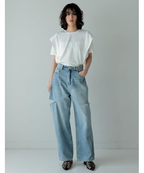 Re:EDIT（リエディ）の「[夏の体型カバーに◎][接触冷感][UVカット][紫外線対策][二の腕カバー]天竺ラッフルショルダーＴシャツ（Tシャツ/カットソー・レディース・ホワイト/チャコールグレー/ブラック・MEDIUM/LARGE）」の19枚目の写真