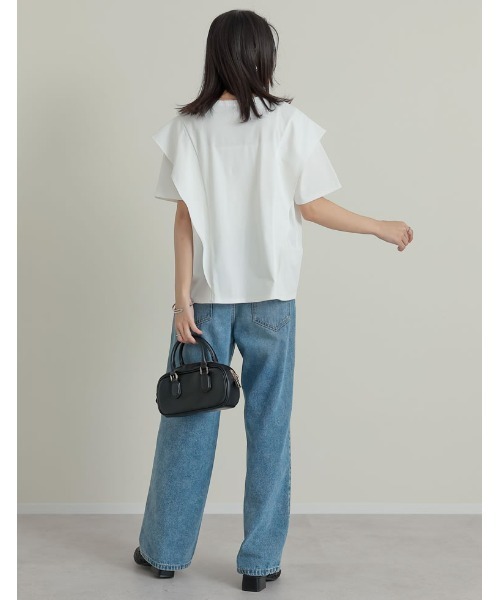 Re:EDIT（リエディ）の「[夏の体型カバーに◎][接触冷感][UVカット][紫外線対策][二の腕カバー]天竺ラッフルショルダーＴシャツ（Tシャツ/カットソー・レディース・ホワイト/チャコールグレー/ブラック・MEDIUM/LARGE）」の8枚目の写真