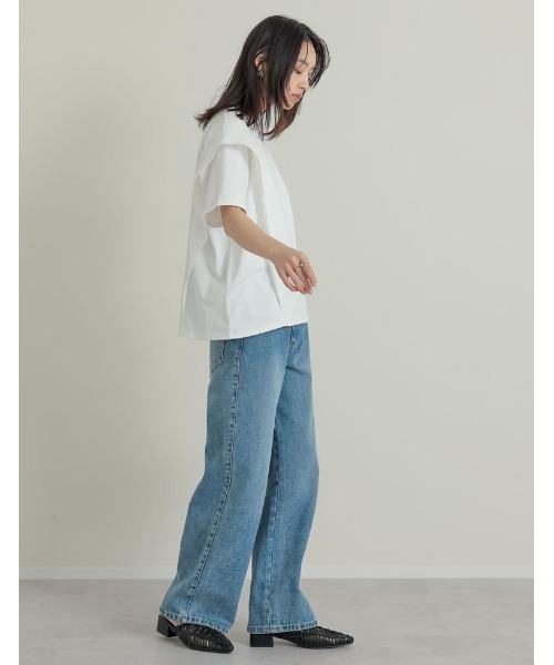 Re:EDIT（リエディ）の「[夏の体型カバーに◎][接触冷感][UVカット][紫外線対策][二の腕カバー]天竺ラッフルショルダーＴシャツ（Tシャツ/カットソー・レディース・ホワイト/チャコールグレー/ブラック・MEDIUM/LARGE）」の10枚目の写真