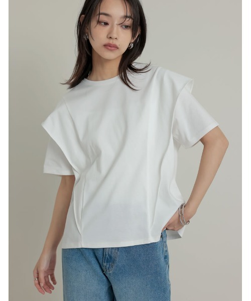 Re:EDIT（リエディ）の「[夏の体型カバーに◎][接触冷感][UVカット][紫外線対策][二の腕カバー]天竺ラッフルショルダーＴシャツ（Tシャツ/カットソー・レディース・ホワイト/チャコールグレー/ブラック・MEDIUM/LARGE）」の9枚目の写真