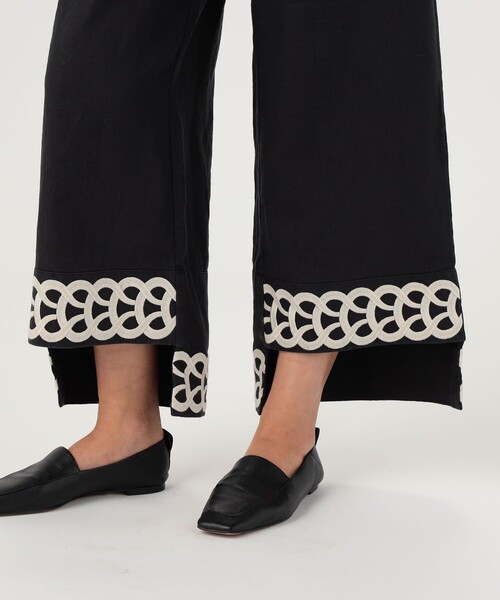 BY MALENE BIRGER(バイマレーネビルガー)の「BY MALENE BIRGER MIRABELL リネンパンツ(その他パンツ・レディース・ブラック系その他・34)」の3枚目の写真