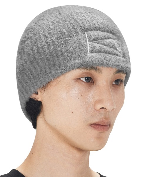 OY(オーワイ)の「『OY/オーワイ』 HAIRY S.L BEANIE/ヘアリーS.Lビーニー(ニットキャップ/ビーニー・レディース・ライトグレー/ブラック・FREE)」の11枚目の写真