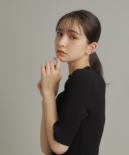 COCOSHNIK ONKITSCH（ココシュニックオンキッチュ）の「シルバー チェーンリング ロングカーブ（リング・レディース・シルバー・17/11）」の7枚目の写真