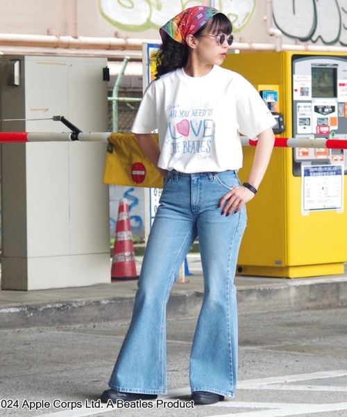 Lee（リー）の「Wrangler/ラングラー【BEATLESxWrangler】コラボ第2段！クルーネックTシャツ（Tシャツ/カットソー・メンズ・ホワイト/ベージュ/レッド・SMALL/MEDIUM/LARGE）」の15枚目の写真