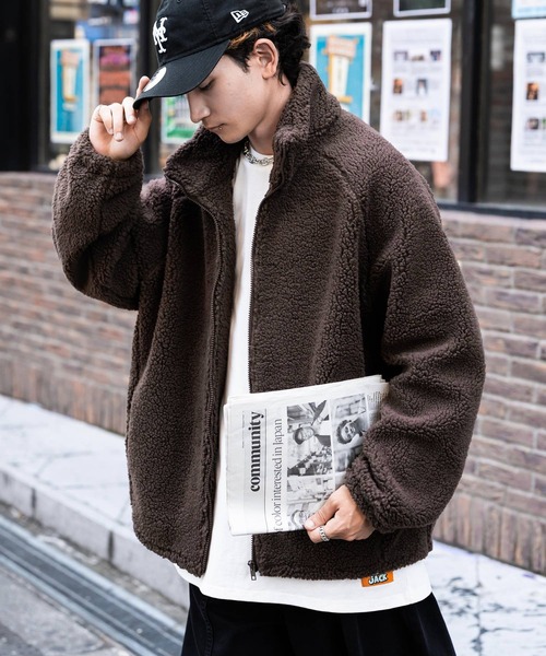 Rocky Monroe(ロッキーモンロー)の「オーバーサイズシープボアフリーススタンドネックブルゾン(ブルゾン・メンズ・ブラック/ベージュ/ネイビー/ブラウン/グレー/オフホワイト・M/L/XL)」の1枚目の写真