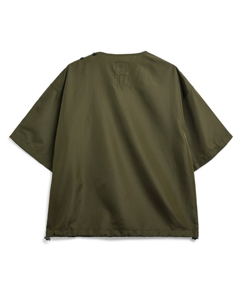 TAION(タイオン)の「【TAION(タイオン)】〈ユニセックス〉ノンダウン ミリタリー ハーフスリーブカットソー(Tシャツ/カットソー・メンズ・ブラック/オフホワイト/ライトブラウン/オリーブ/クリーム/グリーン系その他7/ダークオリーブ/ダークネイビー/チャコールグレー/ダークグリーン系/その他3/ダークグリーン・XL/L/XS/M/S)」の13枚目の写真