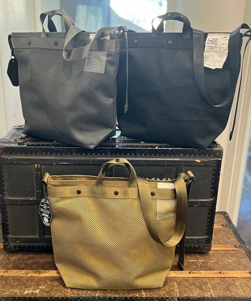 WEEKEND(ER)（ウィークエンダー）の「WEEKEND(ER) ウィークエンダー MESH&TOTE BAG（ショルダーバッグ・メンズ・ベージュ/ブラック/グレー・FREE）」の8枚目の写真