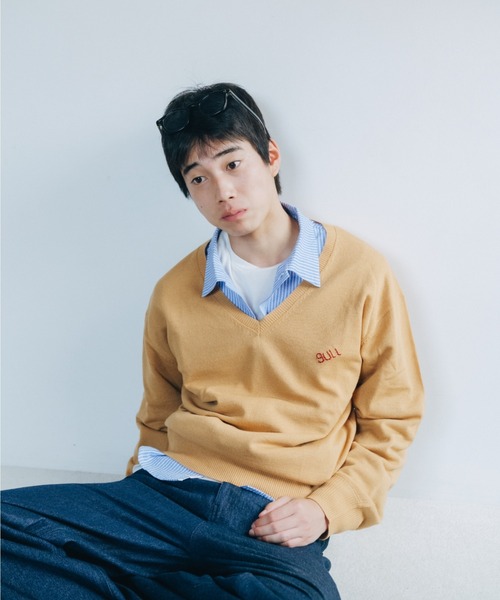 common gull products.(コモンガルプロダクツ)の「緩やかな時間のVニット(ニット/セーター・レディース・キャメル/ライトピンク/ネイビー/ライトブルー・MEDIUM/LARGE)」の3枚目の写真