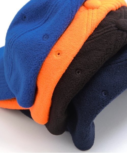 GLAZOS（グラソス）の「【大人向けサイズあり】フリース6パネルスナップバックキャップ（キャップ・キッズ・ブラック/ブルー/オレンジ/ネイビー・フリー）」の9枚目の写真