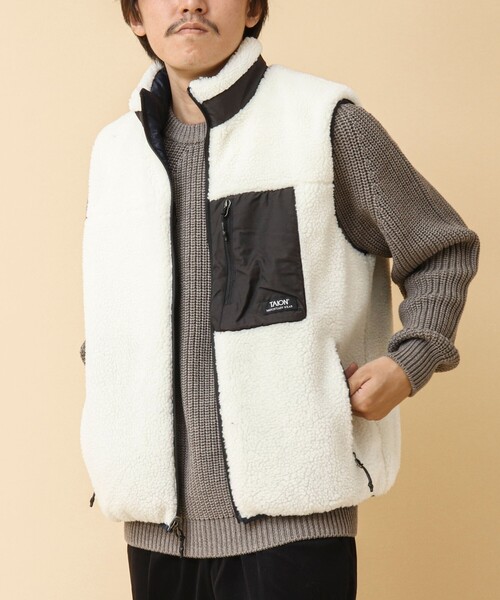 TAION（タイオン）の「【TAION/タイオン】《配色別注》リバーシブル ボア×ダウンベスト 24AW（ダウンベスト・メンズ・ベージュ/ホワイト系その他2/ブラック系その他・M/L/XL/XXL）」の4枚目の写真