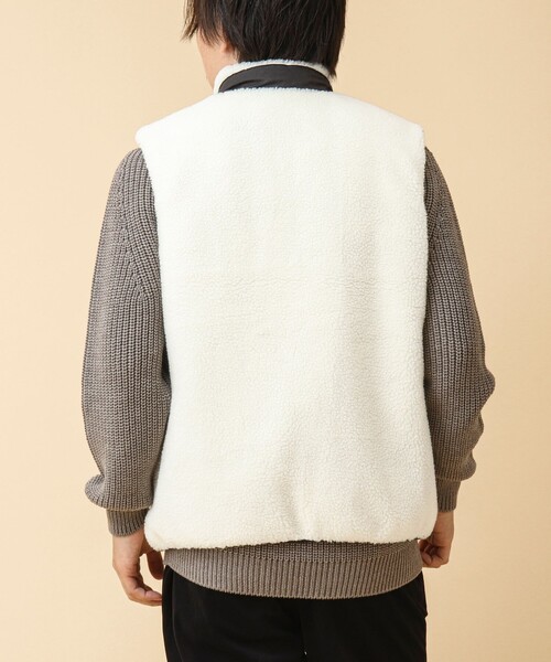 TAION（タイオン）の「【TAION/タイオン】《配色別注》リバーシブル ボア×ダウンベスト 24AW（ダウンベスト・メンズ・ベージュ/ホワイト系その他2/ブラック系その他・M/L/XL/XXL）」の13枚目の写真