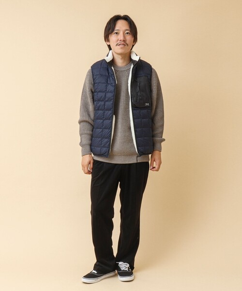 TAION（タイオン）の「【TAION/タイオン】《配色別注》リバーシブル ボア×ダウンベスト 24AW（ダウンベスト・メンズ・ベージュ/ホワイト系その他2/ブラック系その他・M/L/XL/XXL）」の20枚目の写真