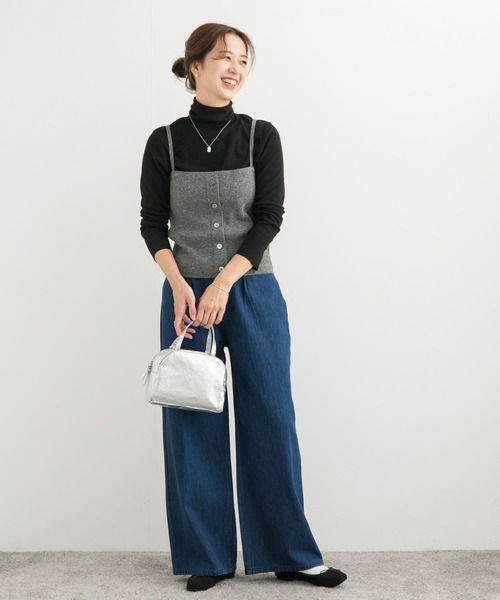 URBAN RESEARCH DOORS(アーバンリサーチドアーズ)の「リブニットビスチェ(その他トップス・レディース・チャコールグレー/ベージュ・MEDIUM)」の3枚目の写真