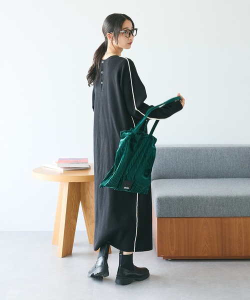 CRAFT STANDARD BOUTIQUE（クラフトスタンダードブティック）の「とてもちライン入りニットワンピース（ワンピース・レディース・グリーン/アイボリー/ブラック・FREE）」の7枚目の写真