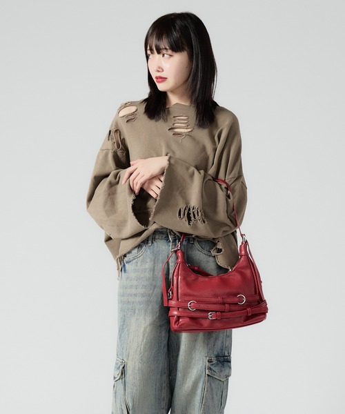 Chick(チック)の「Belted Shoulder Bag / ベルトデザインショルダーバッグ(ショルダーバッグ・レディース・ブラック/アイボリー/レッド/シルバー・FREE)」の21枚目の写真