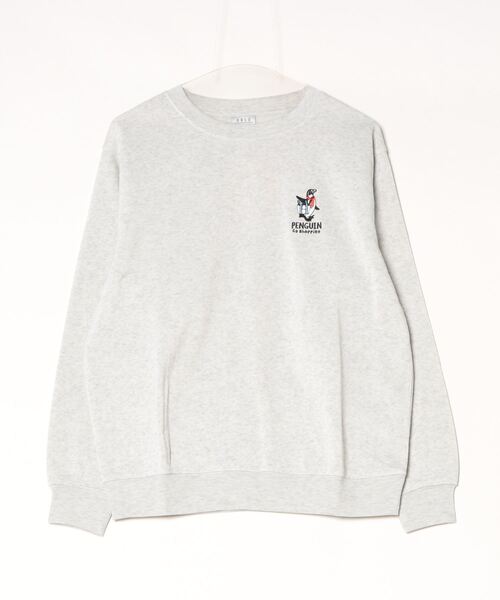 FUNALIVE（ファンアライブ）の「ワンポイント刺繍裏起毛トレーナー（スウェット・メンズ・ブラック/スモークピンク/ブラック系その他2/ブラック系その他3/グレー/ホワイト系その他2/ネイビー/スミクロ/ホワイト/ブルーパープル/ホワイト系その他3/ダークネイビー/モカ/ブラック系その他4/ホワイト系その他4/ブルー/ブラック系その他6/ブラック系その他5/ネイビー系/ライトブラウン/ホワイト系その他5/ホワイト系その他6/サックスブルー/ピンク系その他/ブラック系その他7/ネイビー系1/杢グレー/ブラウン系/オフホワイト/ネイビー系2/ブラック系1/エメラルド/ブラック系3/バーガンディー/ホワイト系4/ダークグリーン系1/ダークグリーン系2/ブラック系2/ブラック系4/ブラック系その他/ホワイト系3/グレイッシュベージュ/グレー系2/ホワイト系その他7/ブラック系5/ホワイト系1/ブラック系6/グレー系4/ホワイト系2/ブラック系7/ブラック系8/ブラック系9/ピンク系3/ピンク系4/ベージュ系1・M/L/LL）」の6枚目の写真