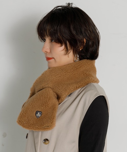 ORCIVAL(オーシバル)の「ORCIVAL Boa Scarf(マフラー・レディース・ブラック/アイボリー/キャメル・FREE)」の6枚目の写真