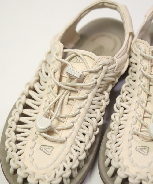 KEEN（キーン）の「[KEEN] UNEEK ユニーク womens（サンダル・レディース・ブラック/ホワイト/ピンク・70/60/65/75）」の10枚目の写真