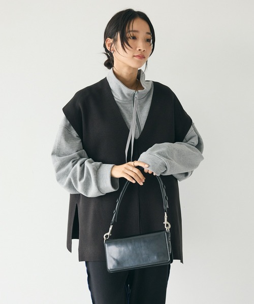 CRAFT STANDARD BOUTIQUE(クラフトスタンダードブティック)の「Vネックミラノリブニットベスト(ベスト・レディース・ブラック/アイボリー/キャメル・FREE)」の6枚目の写真