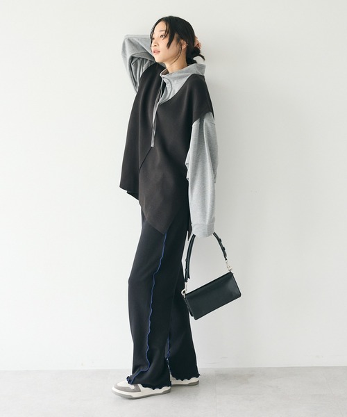 CRAFT STANDARD BOUTIQUE(クラフトスタンダードブティック)の「Vネックミラノリブニットベスト(ベスト・レディース・ブラック/アイボリー/キャメル・FREE)」の13枚目の写真