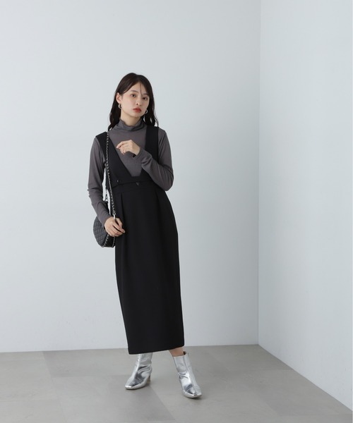 N.(N. Natural Beauty Basic)(エヌエヌナチュラルビューティーベーシック)の「リブシアーカットソー(Tシャツ/カットソー・レディース・オフホワイト/チャコールグレー/ブルー・MEDIUM)」の11枚目の写真