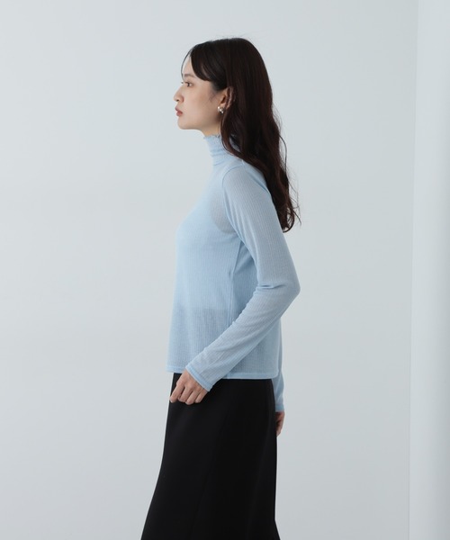 N.(N. Natural Beauty Basic)(エヌエヌナチュラルビューティーベーシック)の「リブシアーカットソー(Tシャツ/カットソー・レディース・オフホワイト/チャコールグレー/ブルー・MEDIUM)」の20枚目の写真