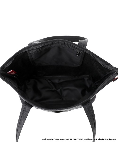 Manhattan Portage（マンハッタンポーテージ）の「Tompkins Tote Bag Pokemon Pikachu（トートバッグ・メンズ・ブラック・MEDIUM）」の6枚目の写真