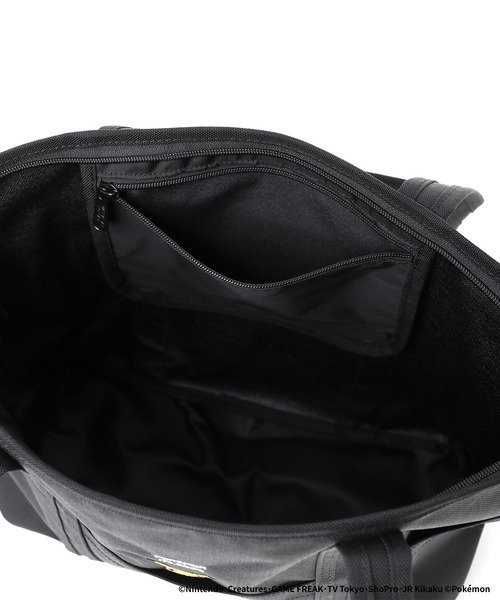 Manhattan Portage（マンハッタンポーテージ）の「Tompkins Tote Bag Pokemon Pikachu（トートバッグ・メンズ・ブラック・MEDIUM）」の9枚目の写真