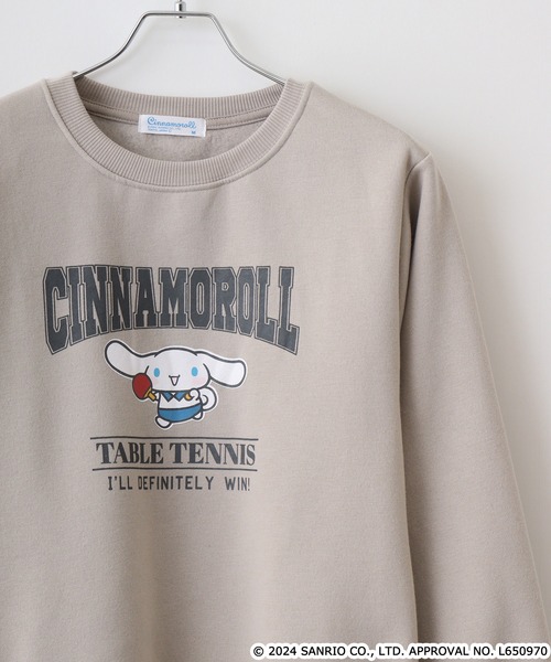 sanrio(サンリオ)の「サンリオキャラクターズ裏起毛トレーナー(スウェット・レディース・ブラック系1/ネイビー系1/レッド/ブラック系/チャコール/ネイビー/オートミール/ダークグリーン系/ブルー/ネイビー系2/アイボリー系/杢グレー/オフホワイト/ネイビー系/サックスブルー/アーミー/グレイッシュベージュ/ブラック・L/LL/M)」の8枚目の写真
