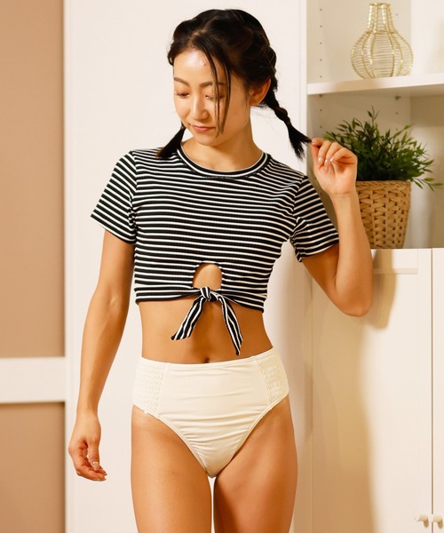 BILLABONG フローラルセパレート水着 BF013-801 BILLABONG フローラルセパレート水着 BF013-801（BILLABONG