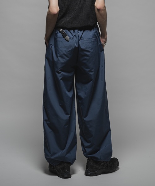 CASPER JOHN（キャスパージョン）の「Bubble tech high tapered pants/バブルテックハイテーパードパンツ（その他パンツ・メンズ・ブラック/ブルー・X-SMALL/SMALL/MEDIUM/LARGE）」の14枚目の写真