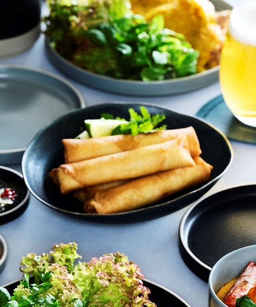 ゆがみオーバル皿(L) / 286543（食器）｜LAKOLE（ラコレ）の