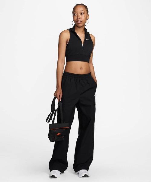 バッグ・カバンその他 Nike Sportswear Cargo Crossbody Bag 3L HF8106-010 Nike Sportswear Cargo Cross-Body Bag (3L). Nike ID