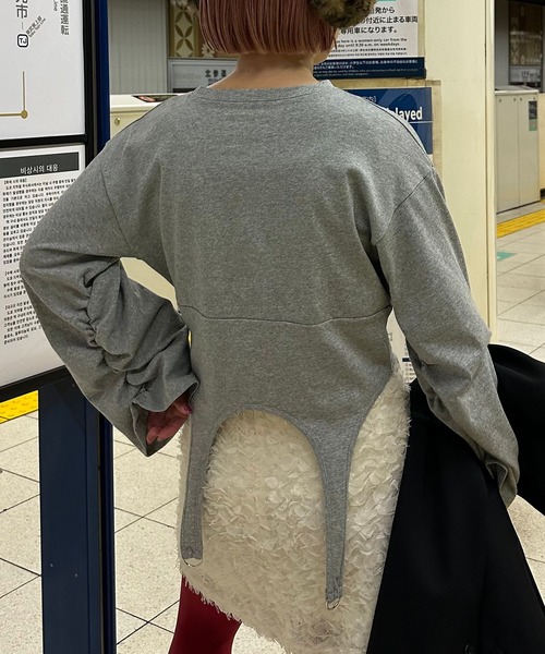 Alley Tokyo（アリートーキョー）の「コルセット裾ぴろんロンT（Tシャツ/カットソー・レディース・グレー/オフホワイト・FREE）」の7枚目の写真
