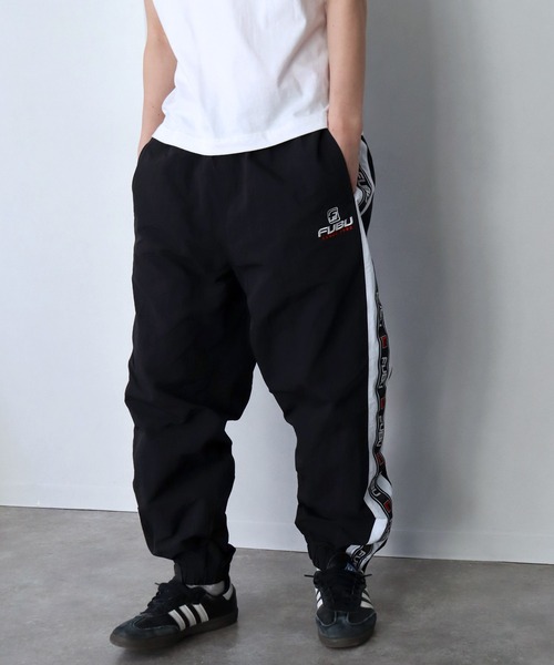FUBU（ フブ）の「【FUBU/フブ】Track Pants/サイドロゴライン ナイロントラックパンツ（その他パンツ・メンズ・ブラック/ホワイト・L/XL/XXL/M）」の18枚目の写真
