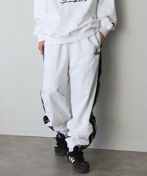 FUBU（ フブ）の「【FUBU/フブ】Track Pants/サイドロゴライン ナイロントラックパンツ（その他パンツ・メンズ・ブラック/ホワイト・L/XL/XXL/M）」の22枚目の写真