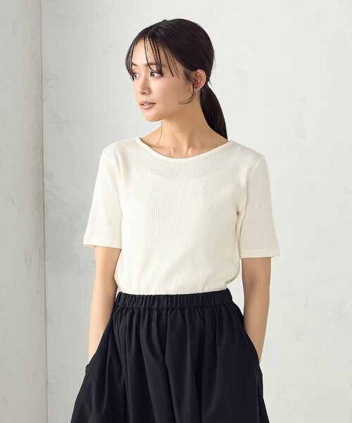 COMME CA ISM(コムサイズム)の「【アンサンブル対応】クロップド丈 リブTシャツ(Tシャツ/カットソー・レディース・アイボリー/マスタード/チャコール/ライトグレー・MEDIUM/LARGE)」の2枚目の写真