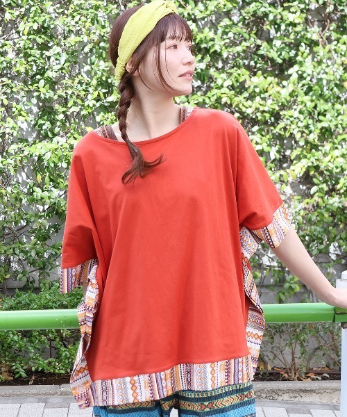 チチカカ(チチカカ)の「柄切替スクエアポンチョ(Tシャツ/カットソー・レディース・ブラック/イエロー/オレンジ/パープル・FREE)」の4枚目の写真
